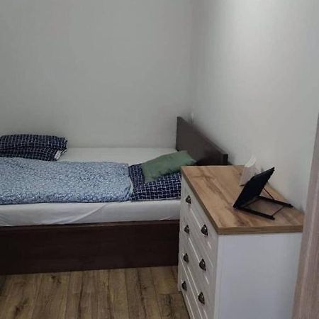 Moderny Apartman S Krbom A Klimatizaciou Presov Ngoại thất bức ảnh
