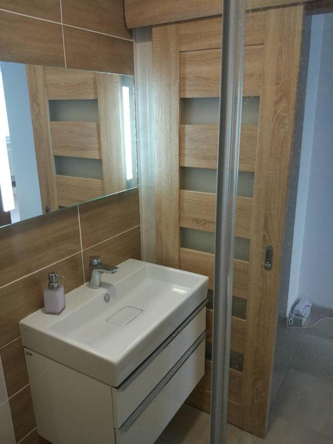 Moderny Apartman S Krbom A Klimatizaciou Presov Ngoại thất bức ảnh