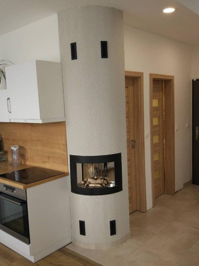 Moderny Apartman S Krbom A Klimatizaciou Presov Ngoại thất bức ảnh